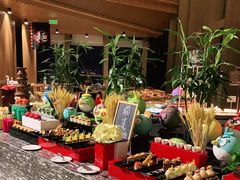 自助取餐区-南昌绿地华邑酒店·鲜艳全日餐厅
