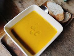 -植物园哈利亚餐厅