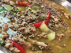 -有红鸡毛店·川菜(建设路店)