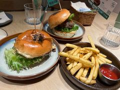 -龙治汉堡(中华城店)