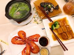 咸骨煲菜心-沙龙酒家
