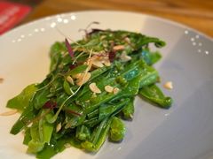 蒜香牛油炒山苏-JuiceRobot·手工意大利面&汉堡精酿(珠江新城店)