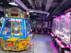 -嗨翻Hi-Fun竞技主题乐园·蹦床亲子生日轰趴(国光1937店)