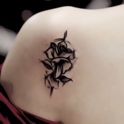 -见雾TATTOO STUDIO