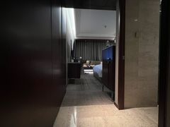 -上海龙之梦万丽酒店
