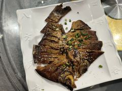 -梓檚中餐厅湖北菜小龙虾武昌鱼排骨藕汤(黄鹤楼店)
