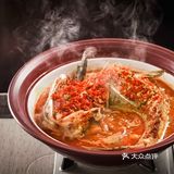 今日菜品推荐
湖南跳水雄鱼，一口鲜掉眉毛

