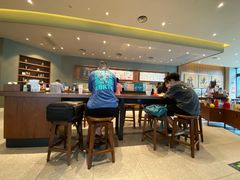 -星巴克臻选(郑州中原万达店)