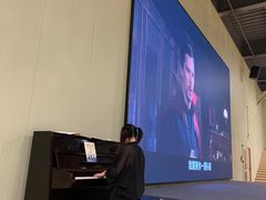 -极限PLAY运动娱乐新世界·团建派对潮玩休闲馆·室内蹦极高空游乐园