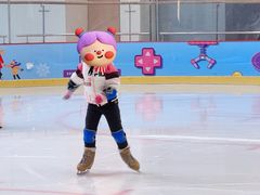 -冰纷万象滑冰场(二七万象城店)