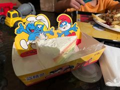 -蓝精灵乐园·世茂精灵之城主题乐园