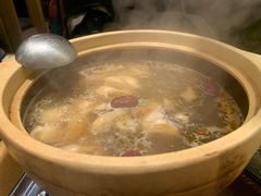 -邹开喜·炭炉鸡煲·海鲜火锅(虹口足球场店)