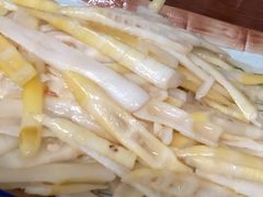 清炒鲜笋-乐友川味家常菜馆