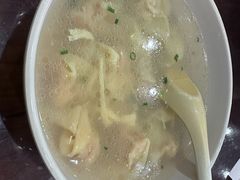 鲜肉小馄饨-东泰祥生煎馆(陕西南路店)