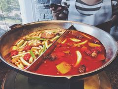 -湊湊火锅·茶憩(新中关购物中心店)