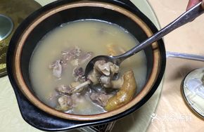 Huangqin Stewed Old Duck