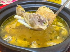 -品鲜村农家菜·阳澄湖大闸蟹(总店)