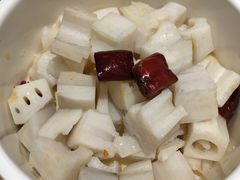 -渝是乎酸菜鱼(龙旗购物中心店)