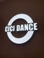 -CICI街舞专业培训