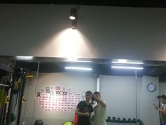 -征成健身连锁私教工作室(九公里店)