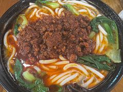 辣肉酱米线-丽虹云南过桥米线(兴工街店)