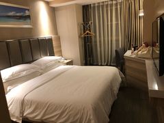 -维也纳酒店(成都春熙路李家沱地铁站店)