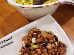 -有红鸡毛店·川菜(建设路店)