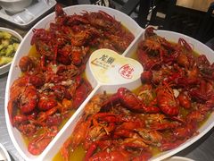 -龙巢盱眙龙虾·牛蛙·烧烤宵夜(八卦岭店)