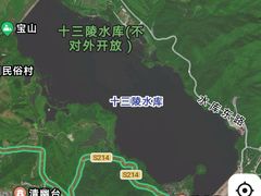 -十三陵水库