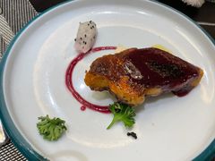 -半岛翡丽海鲜自助餐厅(观风亭店)