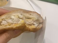 -麦当劳(上海虹桥站30B检票口楼上)