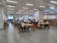 -厦门市图书馆(集美新城馆区)