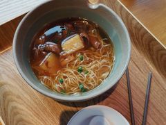 -美食小镇·观赏珍稀鸟类·长隆熊猫酒店