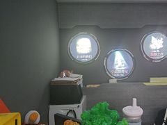 -狂想局密室逃脱(宝山万达店)