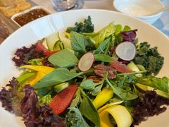 坚果橄榄油果菜沙拉-四季民福烤鸭店(外滩外白渡桥店)