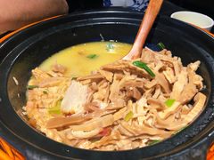 咸肉炖嫩笋尖-老阿爸鲜鱼土菜(昆山花桥店)