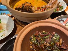 -吃饭皇帝大土家民族菜(正大广场店)