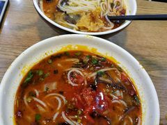 -螺小胖柳州螺蛳粉(钟楼总店)