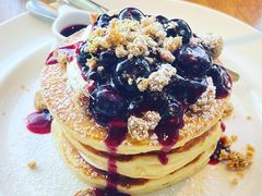 -ROAST coffee & eatery