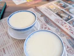 -周大娘牛乳(旧寨古村总店)