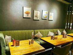 卡座-半悦牛排(龙湖西宸天街店)