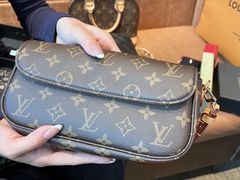 -聚云奢二手奢侈品黄金手表包包回收·中古店(上海店)