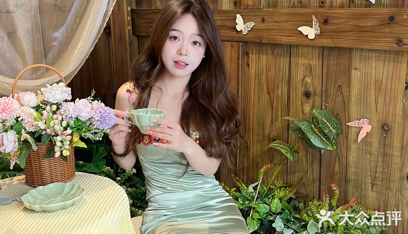 在泉州被花包围的咖啡店💐