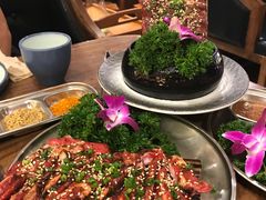 -明洞阿姨·韩式酱蟹烤肉·创意料理(三元桥店)