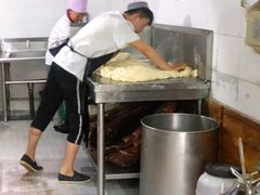-吾穆勒蓬灰牛肉面·清真(北滨河中路店)