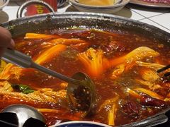 -旧街市鲜货老火锅(大光路店)