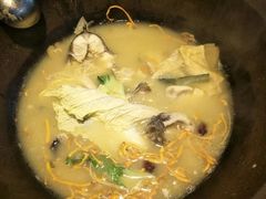 -咕嘟草帽鱼·牛奶一样的鲜鱼汤(包河万达广场创始店)