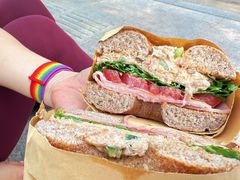 金枪鱼贝果-Catch Bagel(芳草地店)