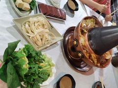 -羊家胡同·龙虾烧烤火锅(龙汇路店)