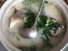-天乐农家鱼头王(天目湖店)